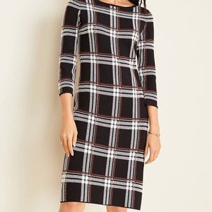 Ann Taylor Women's Plaid Sweater Dress Size M(P) Black Brown White Stretch